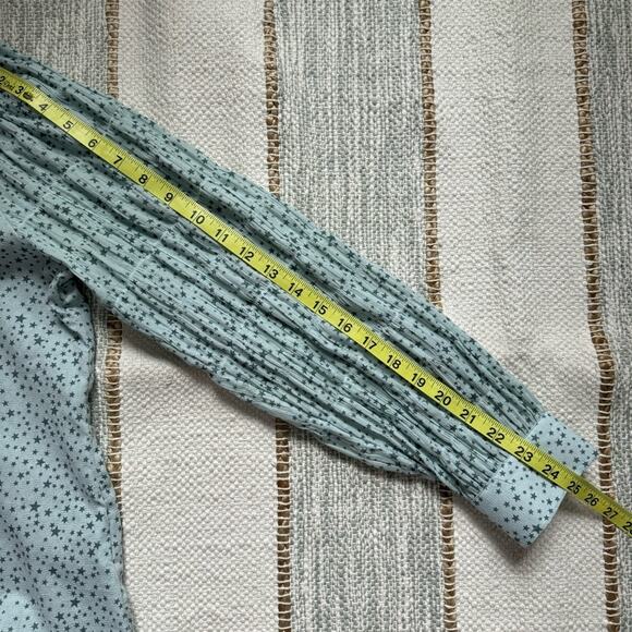 The Shirt Rochelle Behrens Blue Star Print Long Puff Sleeves Button Down Shirt M - Picture 9 of 11